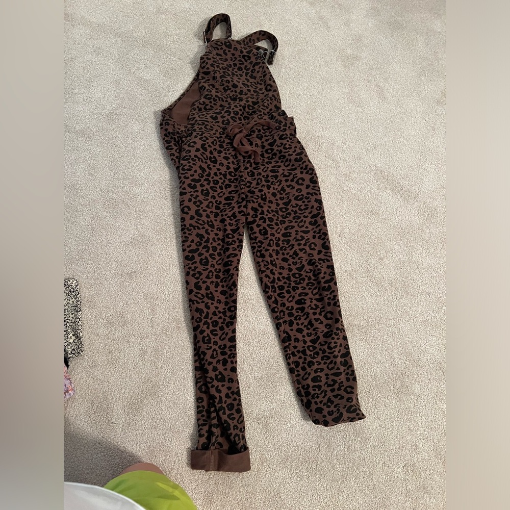 Lulus cheetah jumpsuit! So cute and even better, so comfy!!